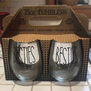 Pair of Besties Wine Tumblers - 21oz